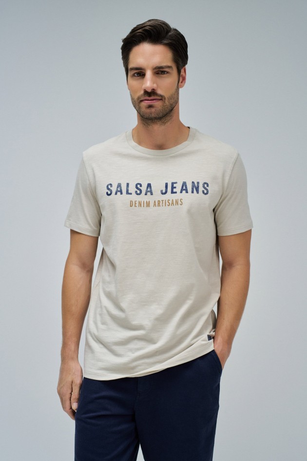 T-SHIRT COM BRANDING