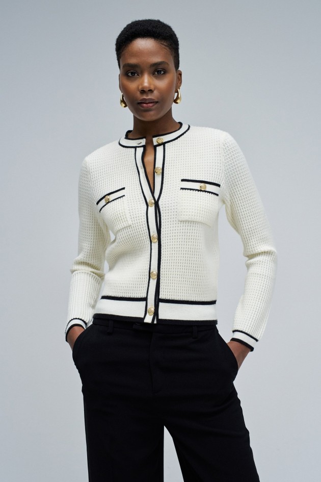 CARDIGAN COM BOT�ES DOURADOS